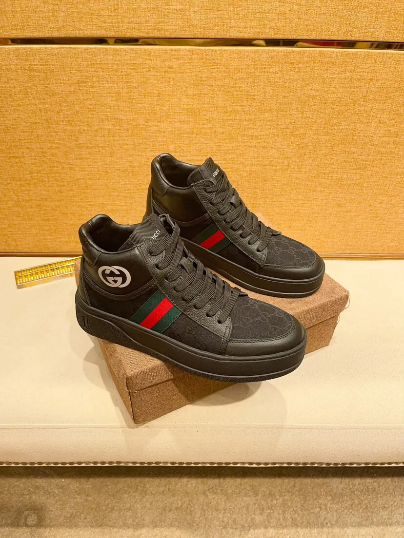 Factory price 440 [Gucci] Gucci's latest high-top casual Korean-style men's shoes, brand new autumn and winter design, perfect workmanship, cabinet quality, upper: cowhide material, leather lining; soft and comfortable, rubber outsole ultra-light, wear-resistant, simple, versatile fashion men's shoes, color optional, size 38--44